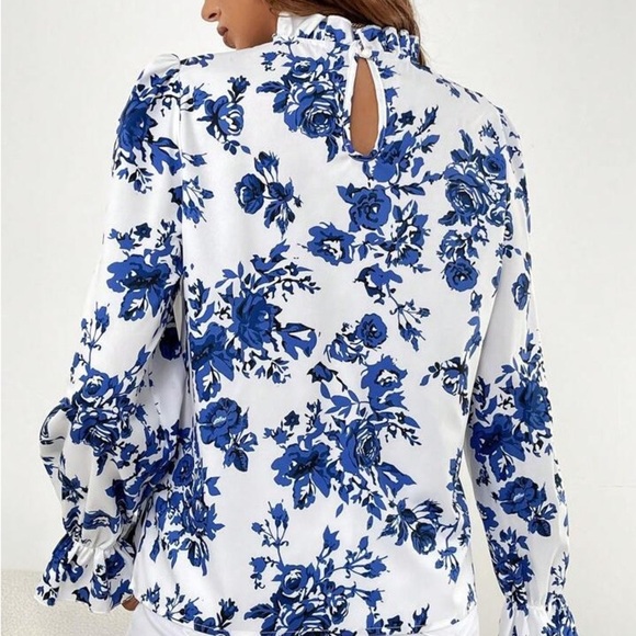 Floral Print Flouncy Sleeve High Ruffle Neckline Pearl Button Keyhole Detail - Picture 11 of 14